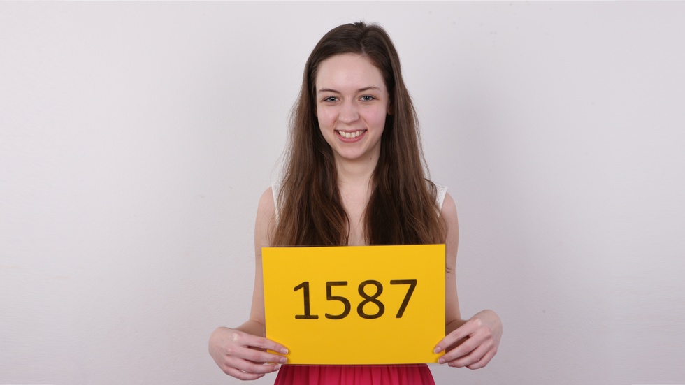 Czech Casting Jana 8602